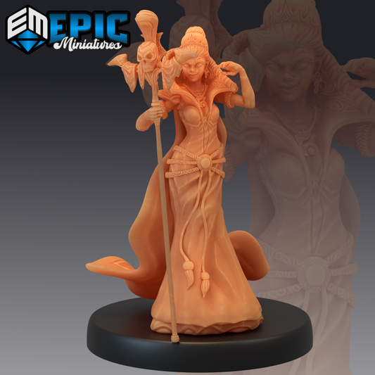 Vicious Queen Showing Off