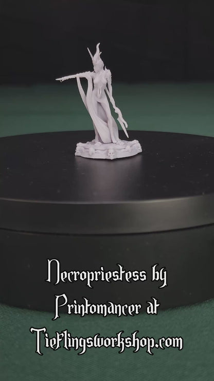Boneflesh Necropriestess, 32mm